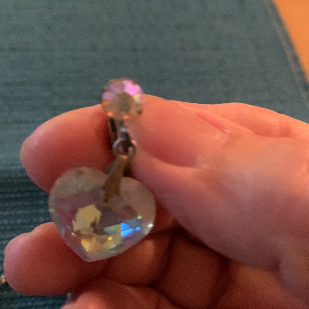 Vintage Heart Crystal necklace and clip earrings - Picture 3 of 5